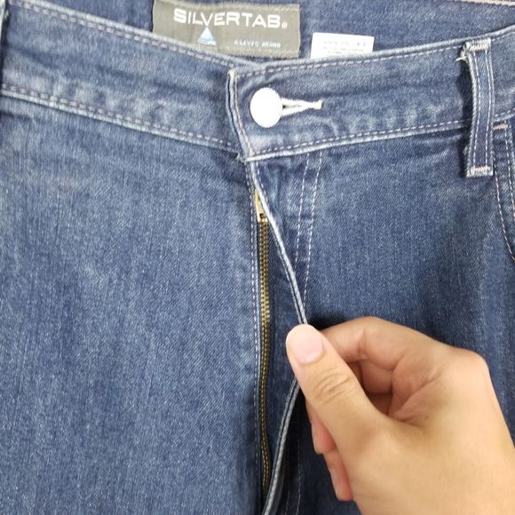 Levi's Vintage 90s Y2K Grunge Blue Denim SilverTab Baggy Fit Jeans Size 36x32 - Picture 4 of 12